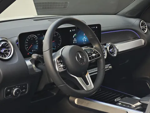 Mercedes-Benz Mercedes-Benz GLB