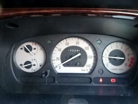 Daihatsu Mira Gino