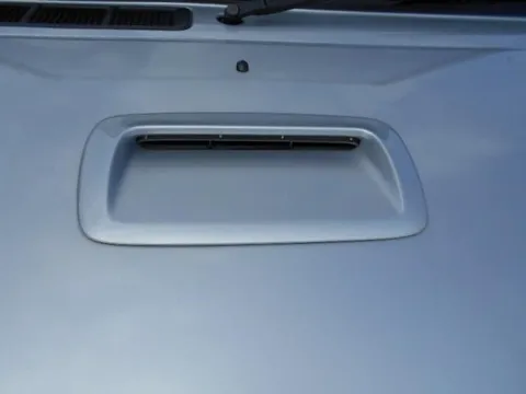 Daihatsu Naked
