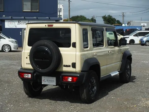 Suzuki Jimny Nomade