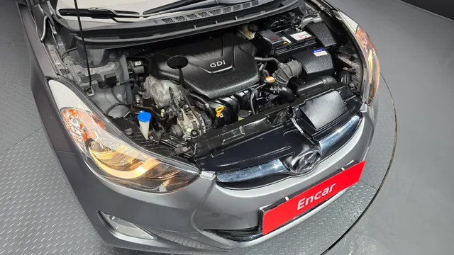 Hyundai Elantra (Avante)