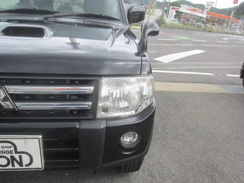 Mitsubishi Pajero Mini