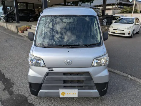 Toyota Pixis Van