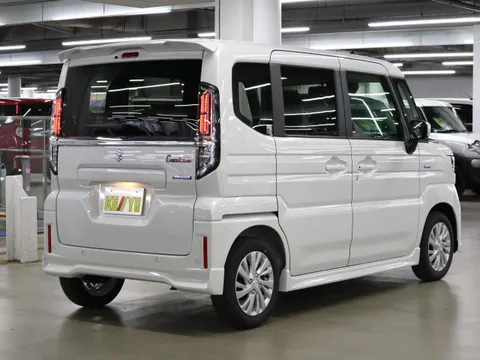 Suzuki Spacia Custom