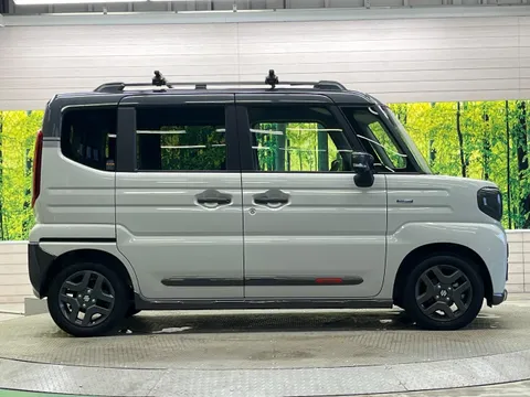 Suzuki Spacia Gear