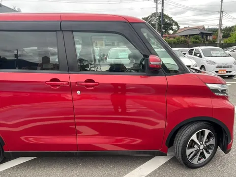 Mitsubishi eK X Space