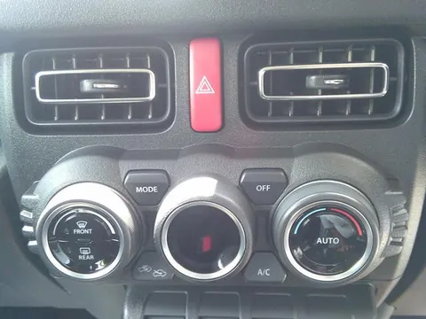 Suzuki Jimny Sierra