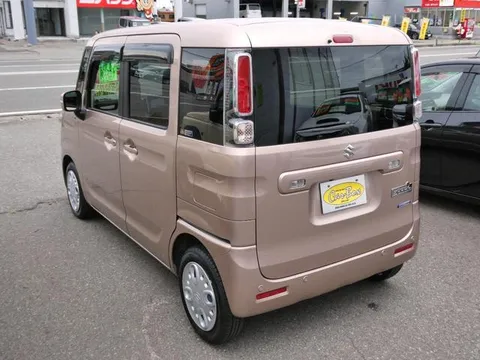 Suzuki Spacia