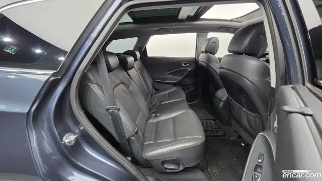 Hyundai Grand Santa Fe (Maxcruz)