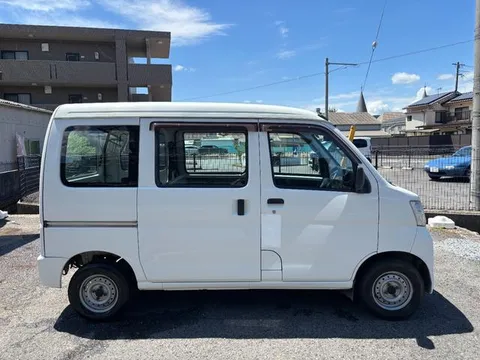 Daihatsu Hijet Cargo