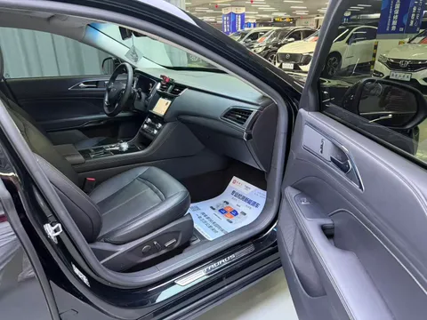 Ford Taurus