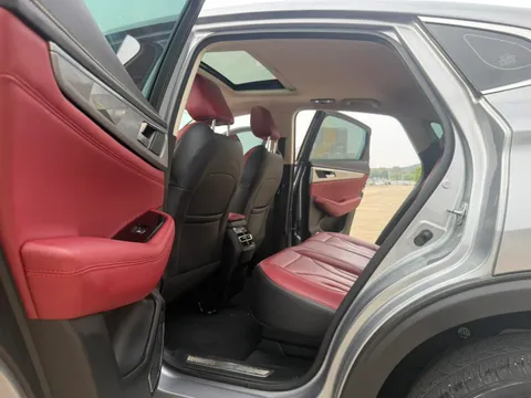 Changan CS85