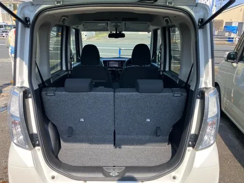 Mitsubishi eK Space Custom