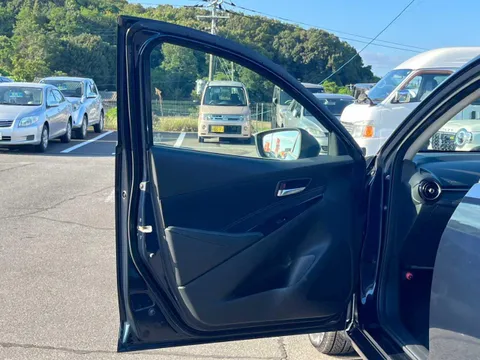 Mazda Mazda2 (Demio)