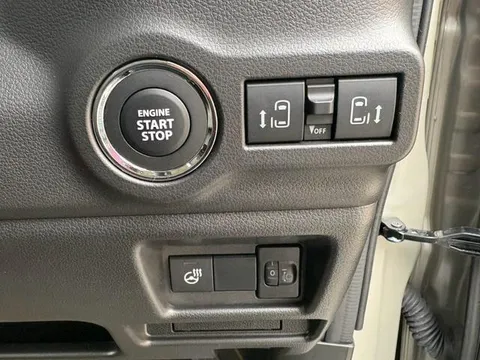 Suzuki Spacia Gear