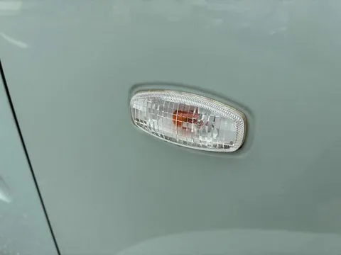 Daihatsu Mira Tocot