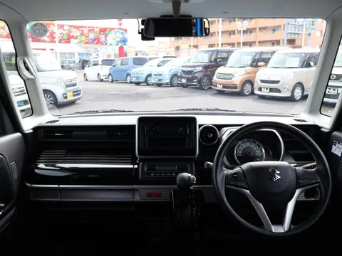 Suzuki Spacia Custom