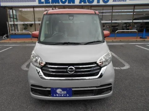 Nissan Dayz Roox