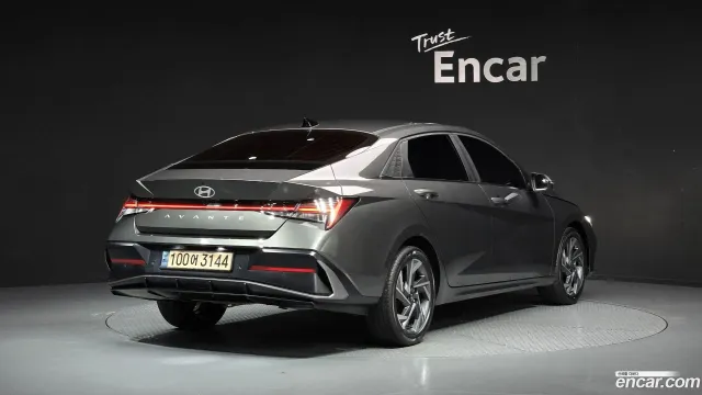 Hyundai Elantra (Avante)