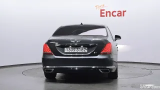Genesis G90 (EQ900)
