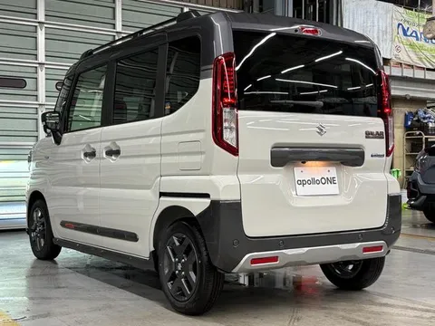 Suzuki Spacia Gear