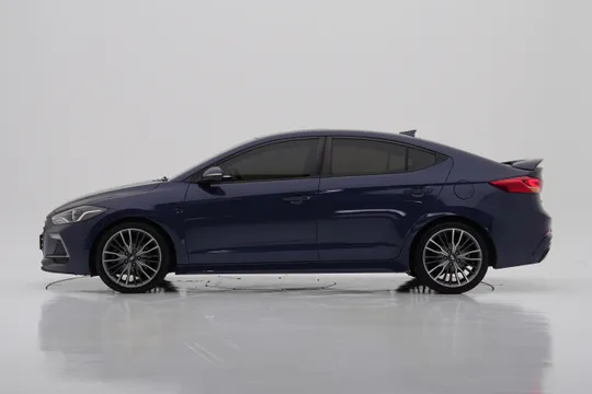 Hyundai Elantra (Avante)
