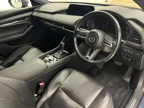 Mazda MAZDA3 Fastback