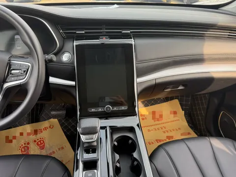 Roewe RX5