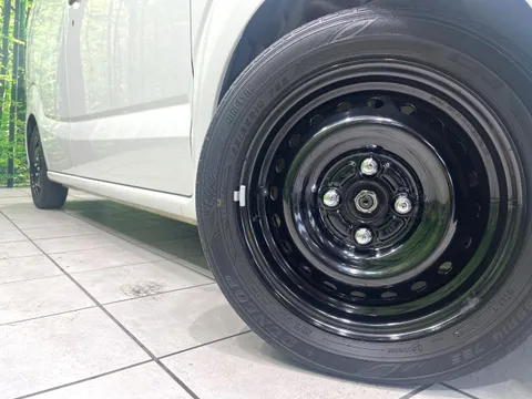 Honda N-BOX Slash