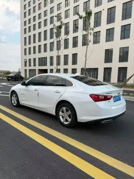 Chevrolet Malibu XL