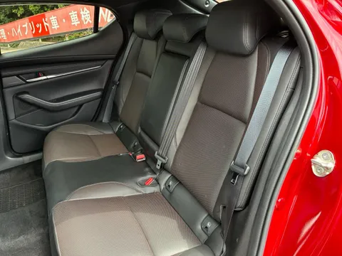 Mazda MAZDA3 Fastback