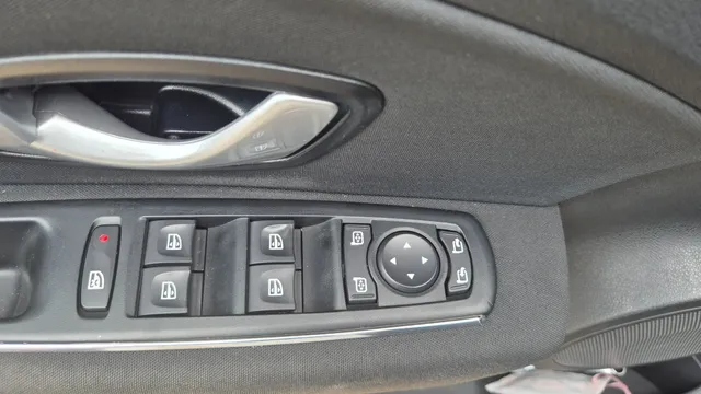 Renault SM3