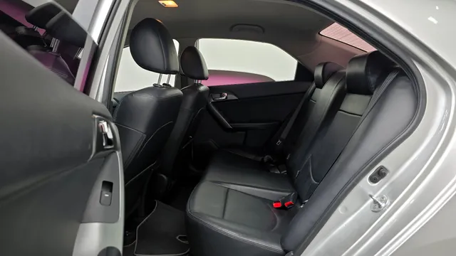 Kia Cerato (Forte)