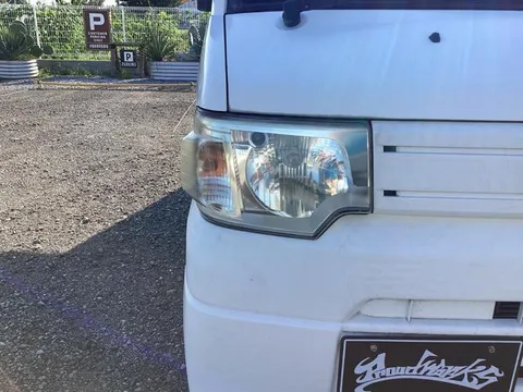 Mitsubishi Minicab Van