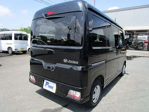 Daihatsu Atrai