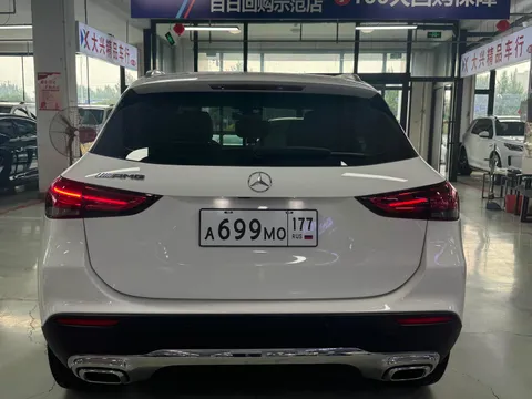 Mercedes-Benz Mercedes-Benz GLA