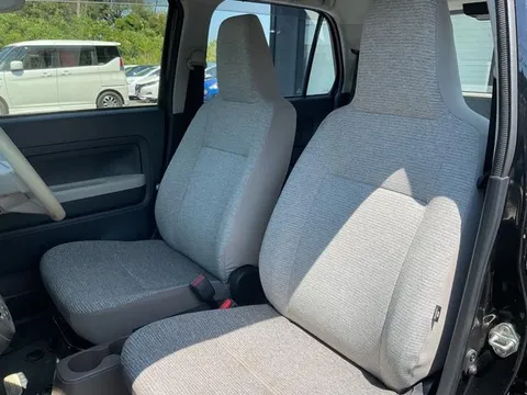 Daihatsu Mira Tocot