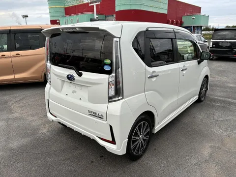 Subaru Stella