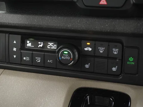 Honda N-BOX Joy