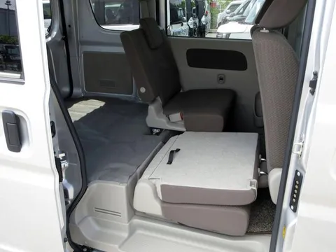 Nissan Clipper