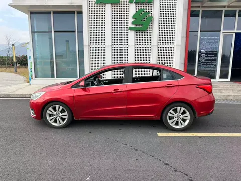 Chery Arrizo 5