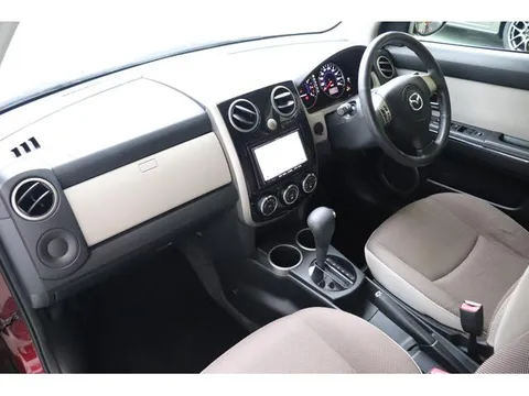 Mazda Verisa