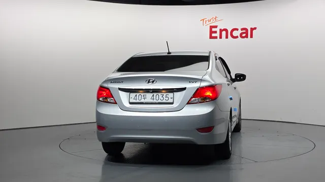 Hyundai Accent