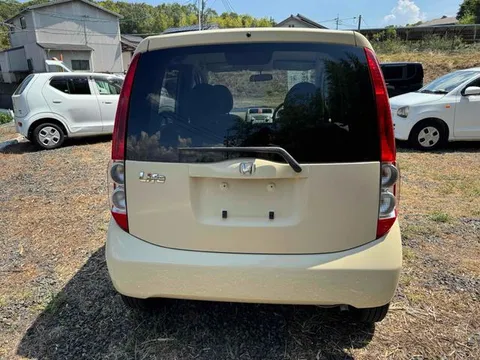Honda Life