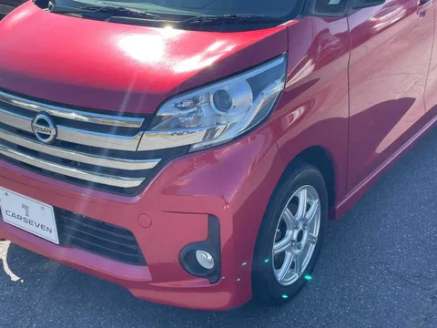 Nissan Dayz Roox