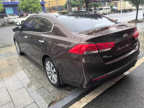 Kia K4