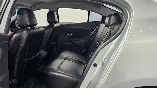 Renault SM3