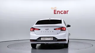Hyundai Elantra (Avante)