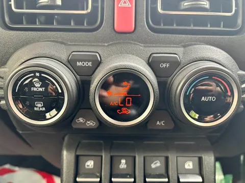 Suzuki Jimny Sierra