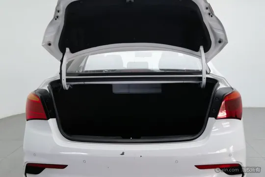 Hyundai Mistra